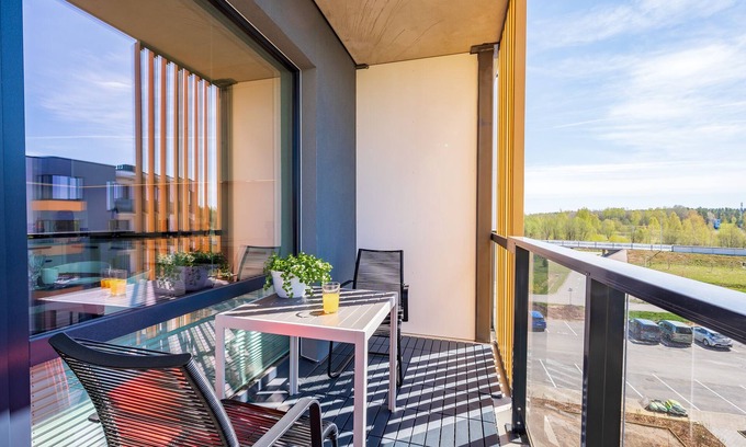 Tartu Apartamento | CITYGATE APARTMENT WITH SUN BALCONY