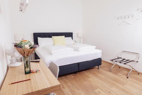 Klagenfurt am Woerthersee Hotel | Cityhotel am Domplatz Self-CheckIn