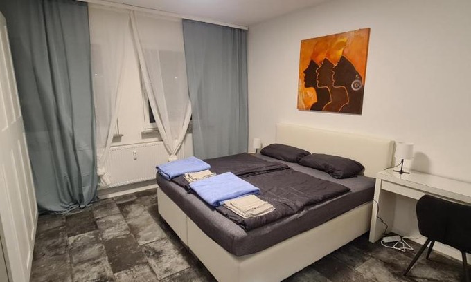 Vinnhorst Apartamento | Citynah Whg - 6 Pers., Küche, Terrasse, modern und zentral