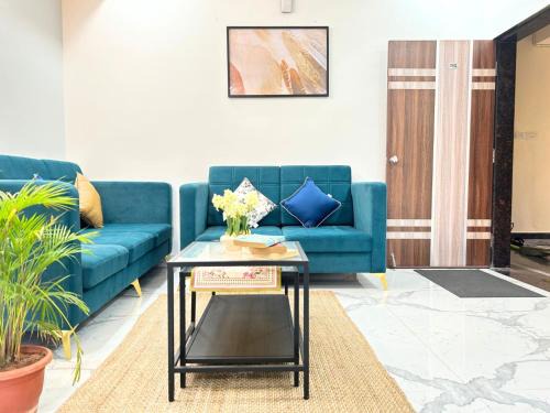 Hyderabad Apartamento | Cityscape Comfort - Stylish 3BHK Central Getaway