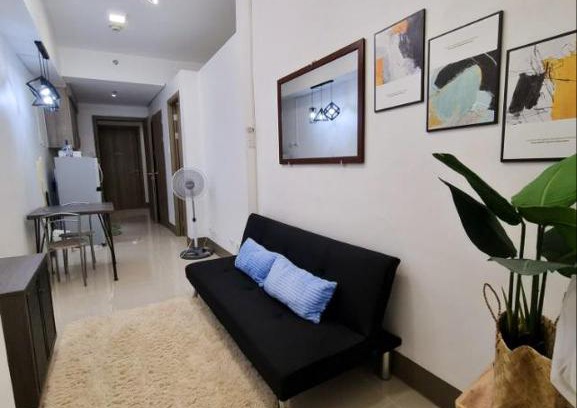Highway Hills Apartamento | Cityscape on the 38th by Han