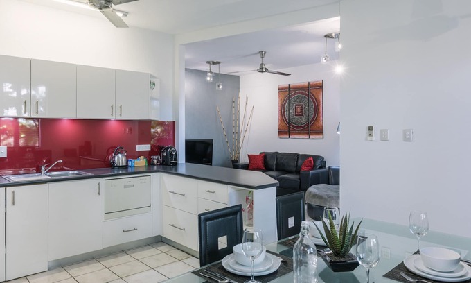 Stuart Park Apartamento | Apartamento CitySide - 2 habitaciones con patio privado