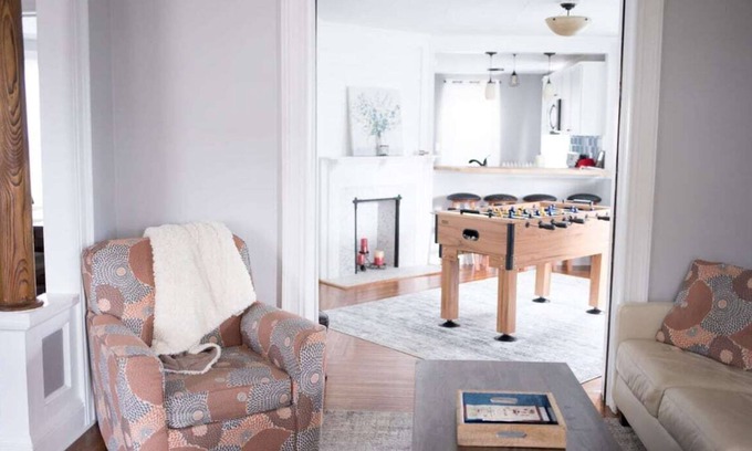 Western Gardens Casa | Cityside Escape: Game Room, Fireplace & Fire Pit!