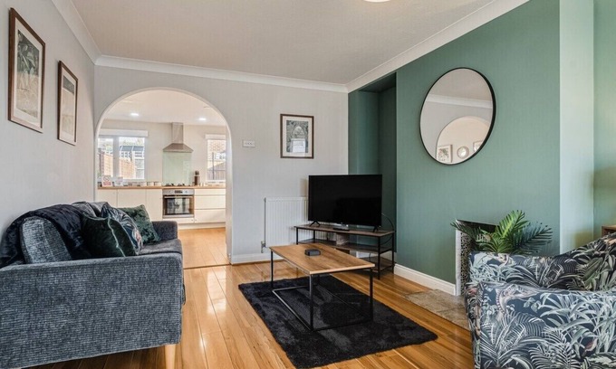 Clapham Casa | Clapham House by Our Home Short Stays