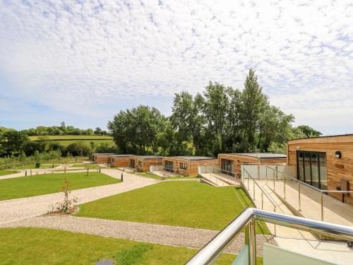 Nettlestone Casa | Claret