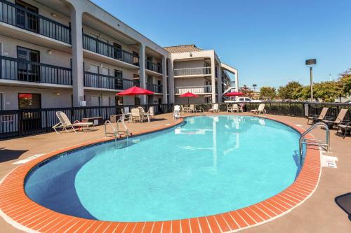 Huntsville Hotel | Clarion Pointe Huntsville Research Park
