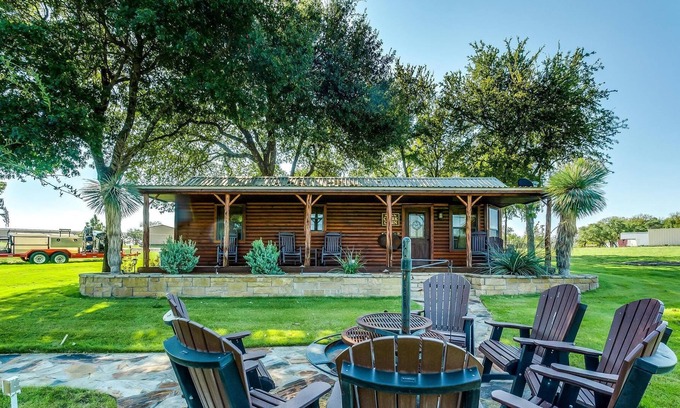 Weatherford Cabina | Clark Cabin - 4th Night Free!