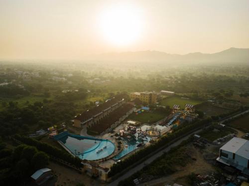 Village Hokra Complejo | Clarks Collection Brahma's Resort