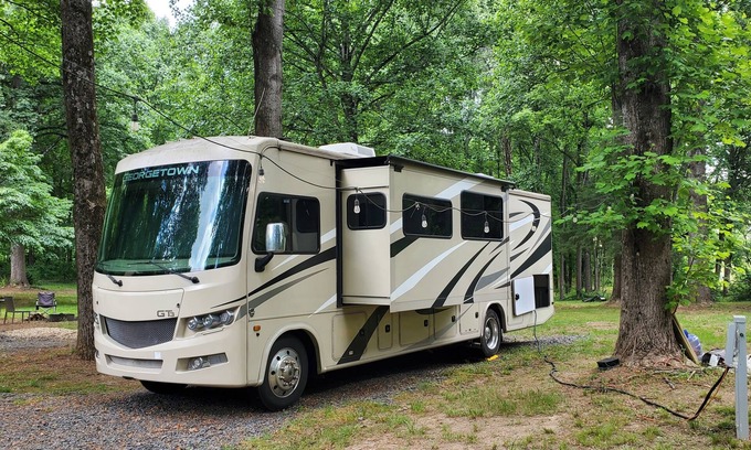 Clifton Casa | Class A RV on a private 5 Acre Property with RV campsite and trail.