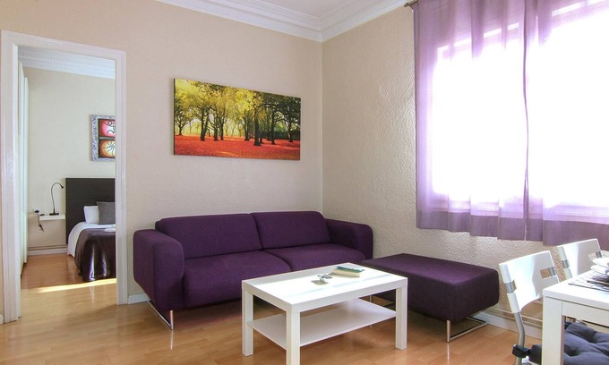 Navas Apartamento | CLASSBEDROOM BARCELONA SAGRERA APARTMENT