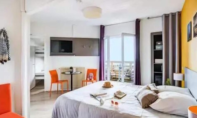 Besse-et-Saint-Anastaise Apartamento | Classic Unterkunft 1 Schlafzimmer 3 Erwachsene und 2 Kinder mit Balkon