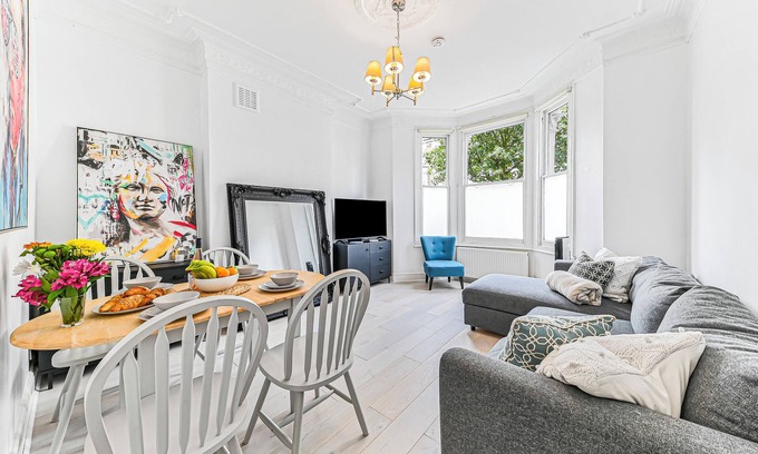 Queen's Park Apartamento | Classic 2bed Victorian Central London Retreat