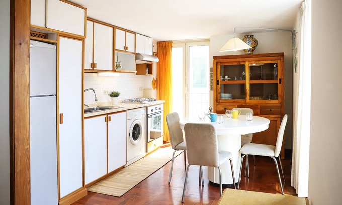 Bagnoli Apartamento | Classic Apartment in Bagnoli by Wonderful Italy