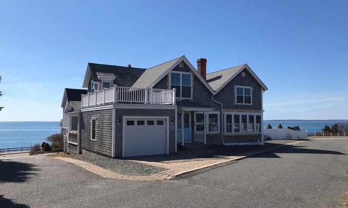 Falmouth Heights Casa | Frente al mar * Ideal para familias * Falmouth Heights * UBICACIÓN!