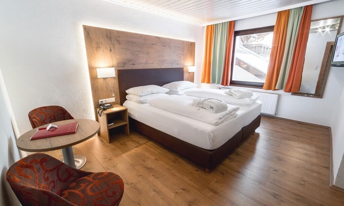 Lake Pressegger Hotel | Classic Double Room with Balcony - Alpen Adria Hotel & Spa