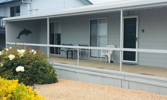 Ardrossan Casa | Classic family getaway beach house at Tiddy Widdy Beach relaxing & pet friendly!