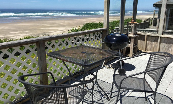 Edgewater Shores Cabaña | Classic Honeymoon Beach Cottage. Privado, Romántico, Frente al mar. Mascota amigable.