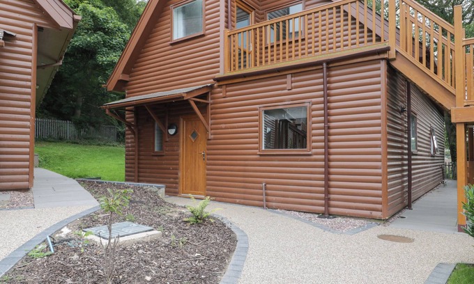 Dyserth Cabaña | CLASSIC LODGE 25, pet friendly, with pool in Dyserth
