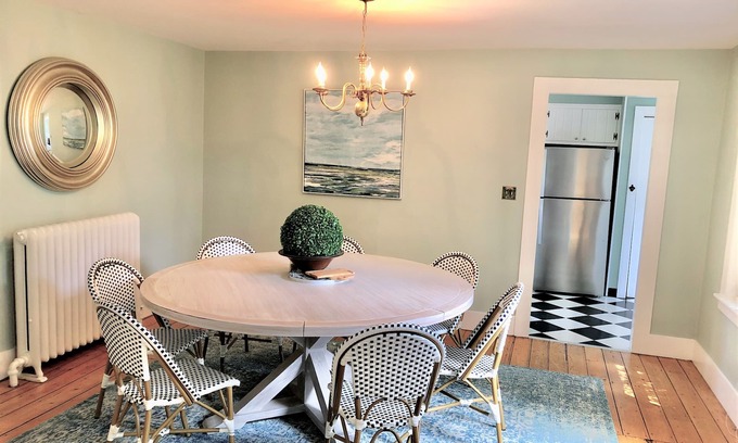 West Mystic Casa | Classic Mystic Retreat Walking Distance to Downtown