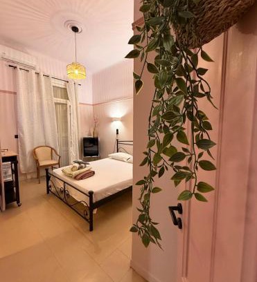 Loutraki-Agioi Theodoroi Apartamento | Classic room in the center
