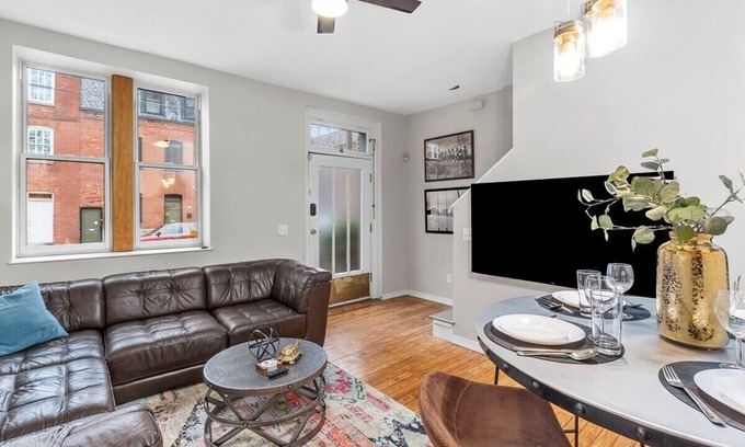 Soulard Apartamento | Classic Soulard 2BD King Master & Private Deck