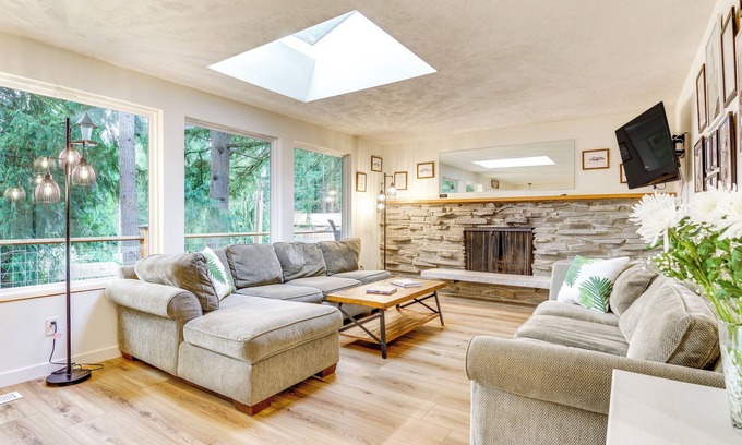 Woodinville Casa | Classic Woodinville Wine Country Escape!