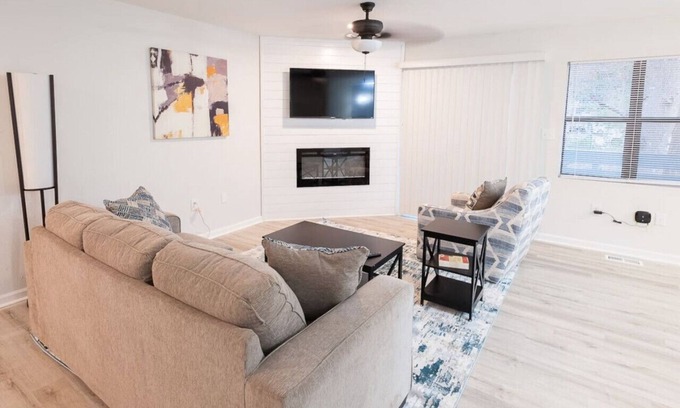 Westminster Apartamento | Classy Condo Near Lake Hartwell