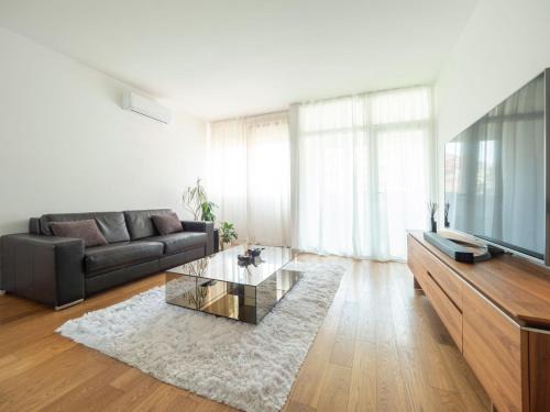 Centar Apartamento | Classy Two-Bedroom Apartment