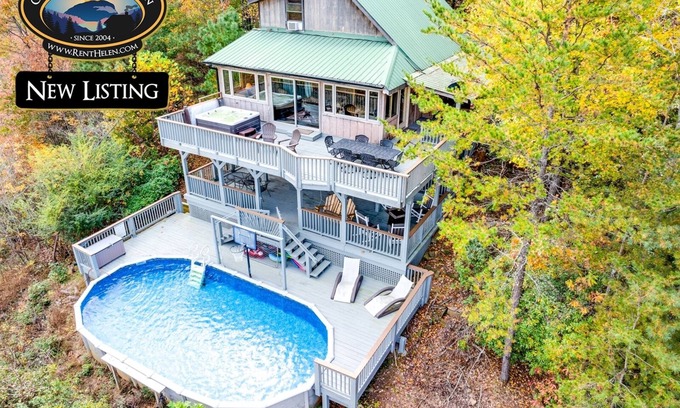 Sautee Nacoochee Casa | Clay Days - Majestic Views, Seasonal Pool, Hot Tub, Deck, & Fire Pit
