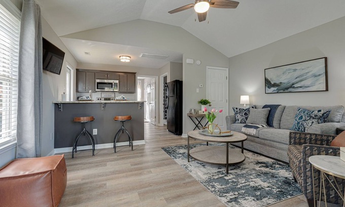 Lewisburg Apartamento | Clean and Private Updated Duplex Apartment