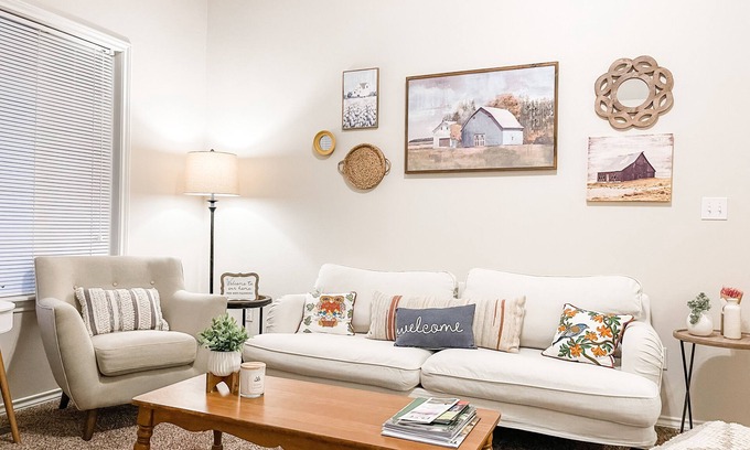 Meridian Casa | Clean, Comfy and Family Friendly Home (away from home)