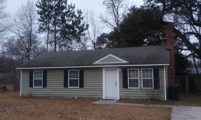 Goose Creek Cabaña | Clean, cozy, private