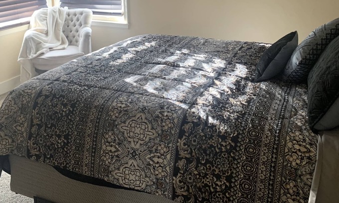 Winnemucca Casa | Clean home in the heart of downtown Winnemucca - 2 blocks to food, bars, tourism