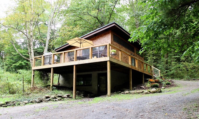 Etna Casa | Cabina limpia, moderna y rodeada de naturaleza.
