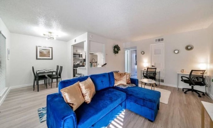 Hyde Park Apartamento | Clean & modern close to Hospitals