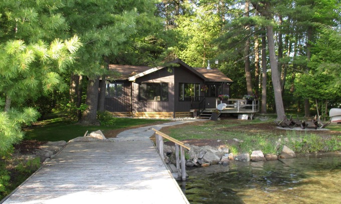 Torrance Casa | Clear Lake Muskoka Cottage - Patricia's Place