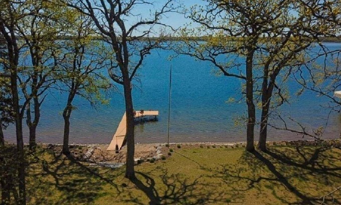 Annandale Casa | Clearwater Cabin Rental Snowemobile Rentals, Boat Rentals, and Jet Skis