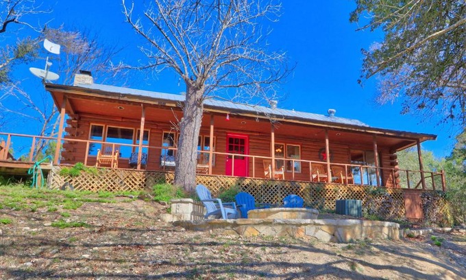 Wimberley Casa | Clearwater Log Home