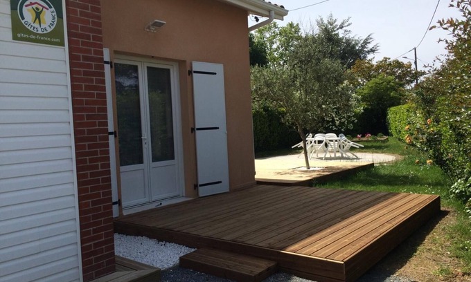 Ambares-et-Lagrave Casa | Cleau - Ambares Lagrave