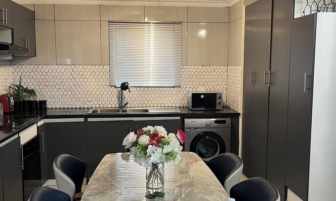 Parow Apartamento | Clem Guest House
