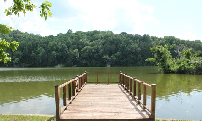 Kelso Casa | Clementine Cottage- Quiet Charming Cottage on Lincoln Lake