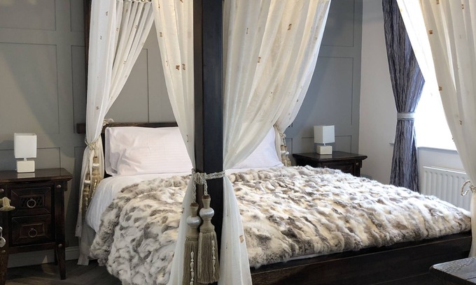 Hilltown Casa | Cleomack House