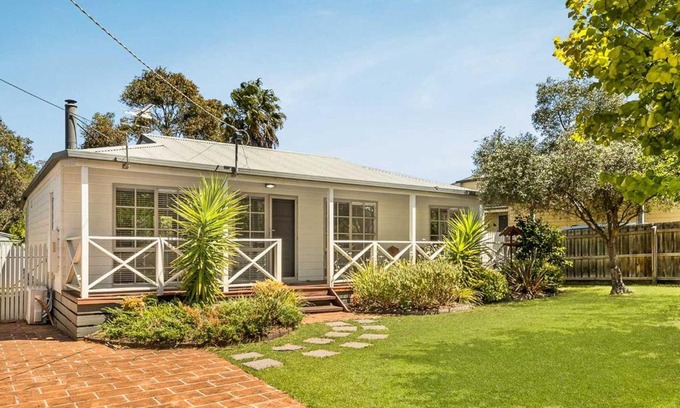 Cowes Casa | Clifden Cottage