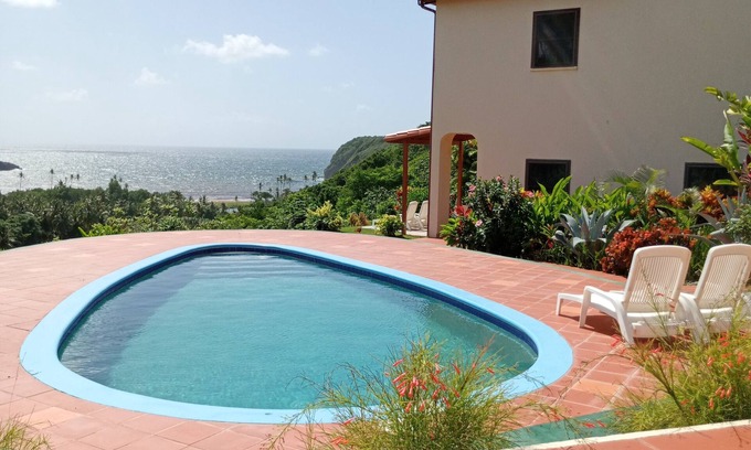 Praslin Apartamento | Cliffside Oceanfront Suites Breakfasts Package