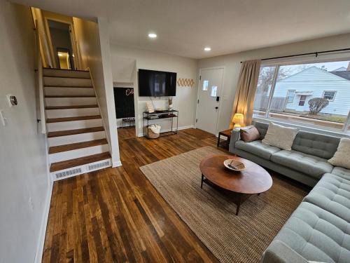 Sharon Heights Casa | Clintonville Charmer - Central, Arcade, Selfie Wall