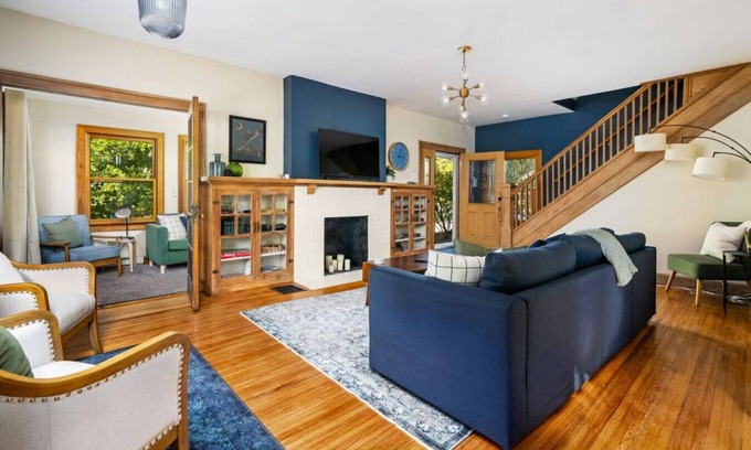 Clintonville Casa | Clintonville Classic - Entire Home, OSU, Nature