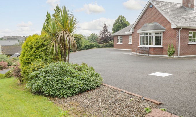 Collooney Casa | CLODAGH'S COTTAGE, family friendly in Collooney, County Sligo