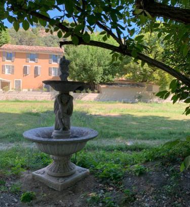 Riez Apartamento | Clos Augusta