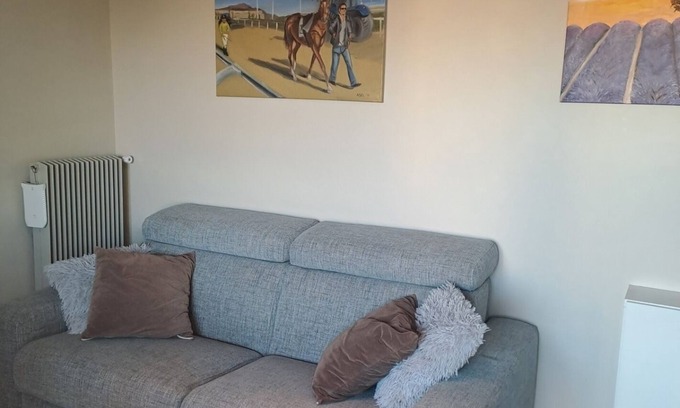 Cros-de-Cagnes Apartamento | Close to beach and local amenities
