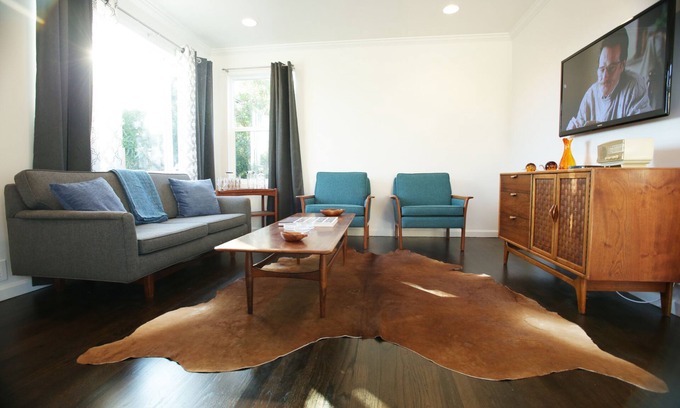 Mar Vista Casa | Cerca de la playa! Familia amigable. 2 patios privados al aire libre y garaje